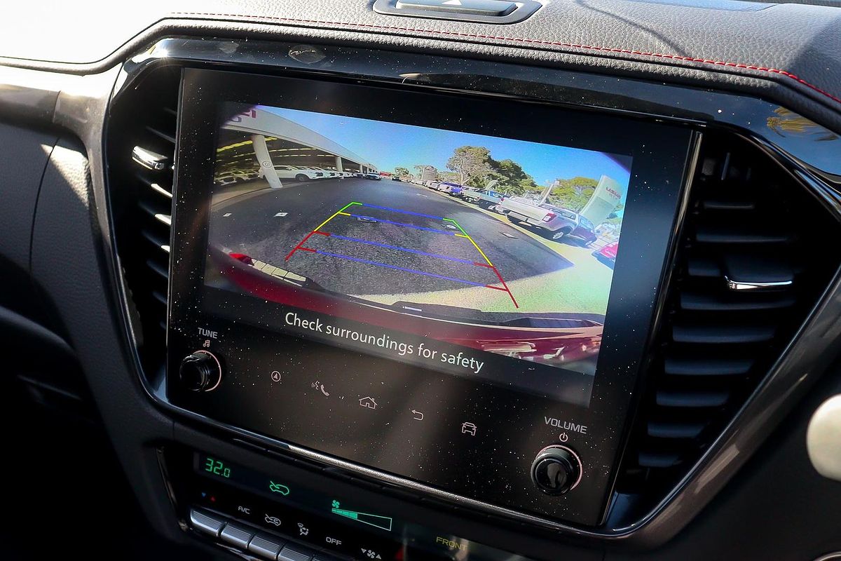 2025 Isuzu D-MAX X-TERRAIN 4X4