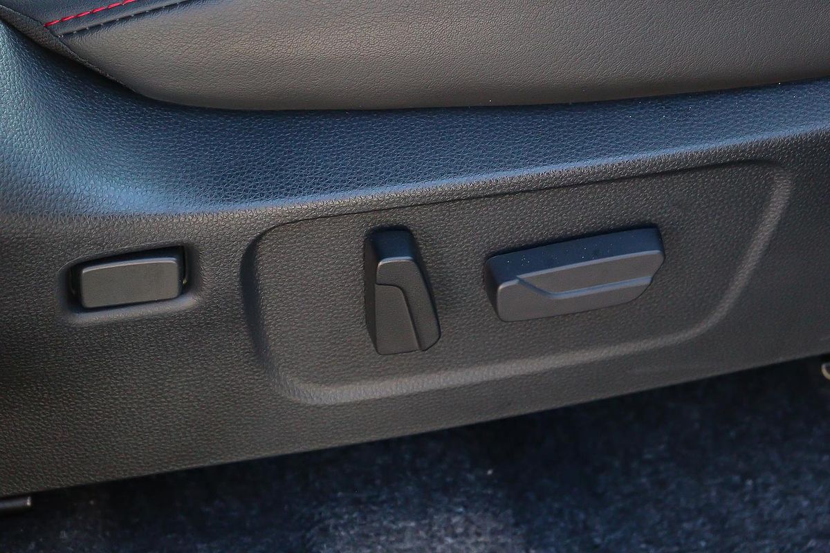 2025 Isuzu D-MAX X-TERRAIN 4X4