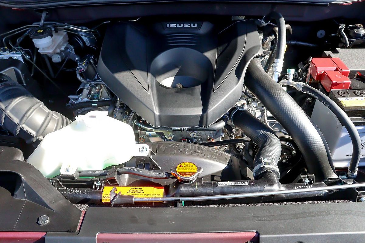 2025 Isuzu D-MAX X-TERRAIN 4X4