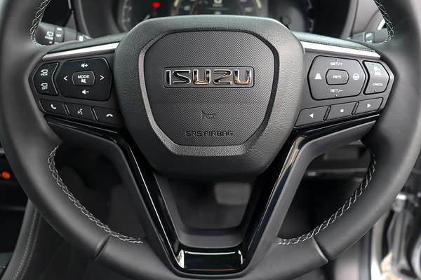 2025 Isuzu MU-X LS-T
