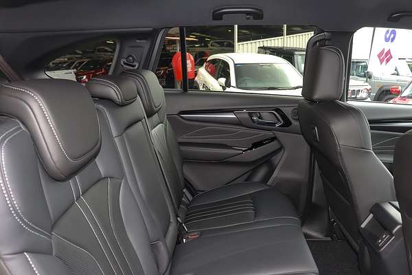 2025 Isuzu MU-X LS-T