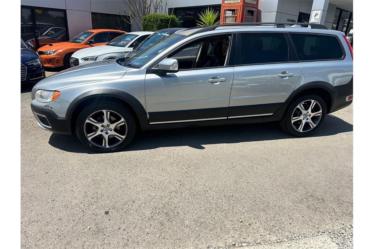 2014 Volvo XC70 T6 LUXURY BZ MY14