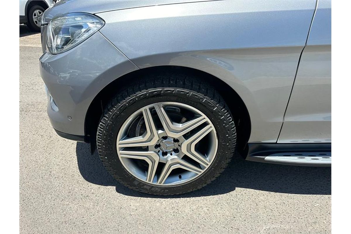 2012 Mercedes-Benz M-Class ML350 BlueTEC W166