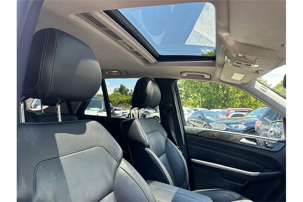 2012 Mercedes-Benz M-Class ML350 BlueTEC W166