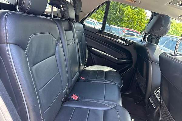 2012 Mercedes-Benz M-Class ML350 BlueTEC W166