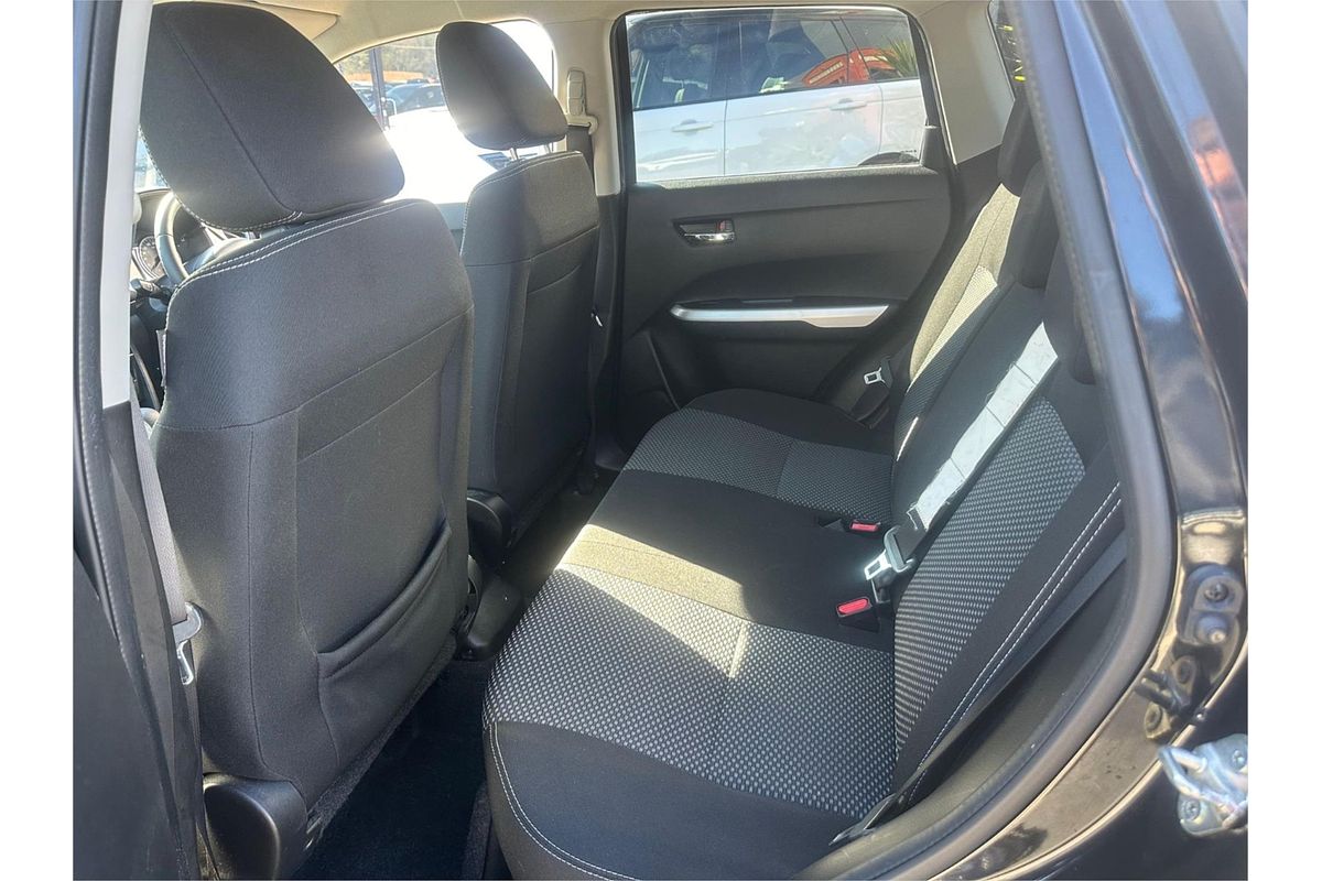 2016 Suzuki Vitara RT-S LY