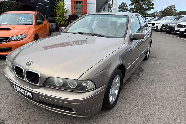 2003 BMW 5 25i E60