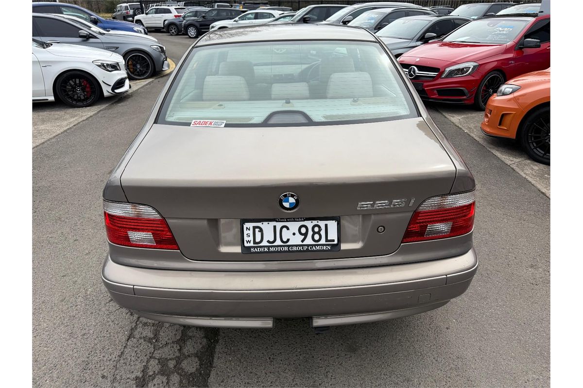 2003 BMW 5 25i E60