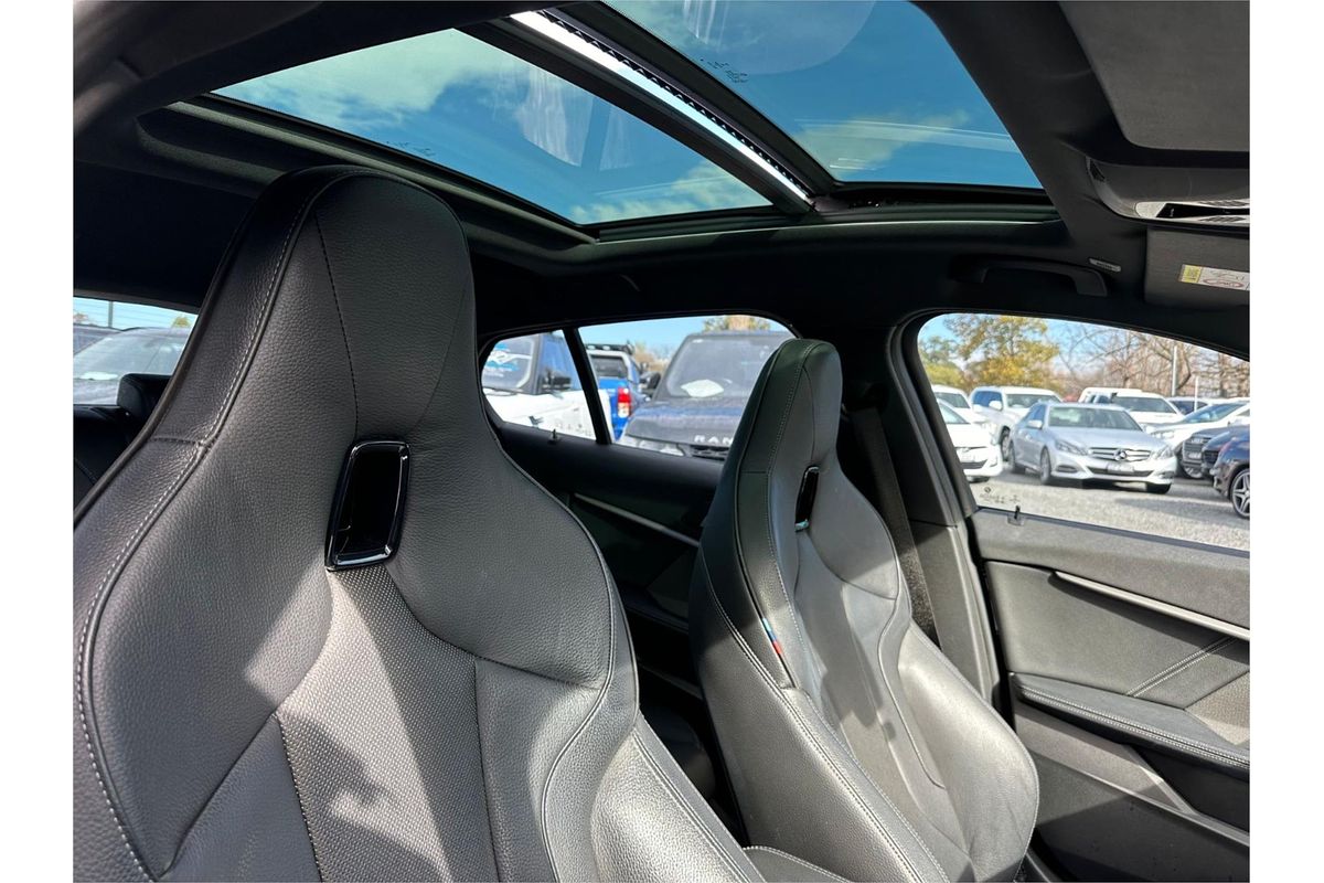 2020 BMW 1 M135i xDRIVE F40