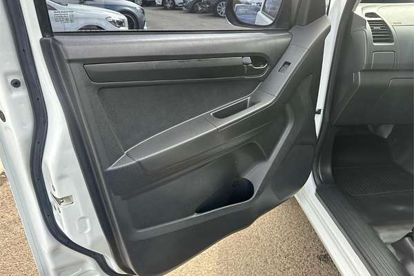 2017 Isuzu D-MAX SX (4x2) TF MY17 REAR WHEEL DRIVE