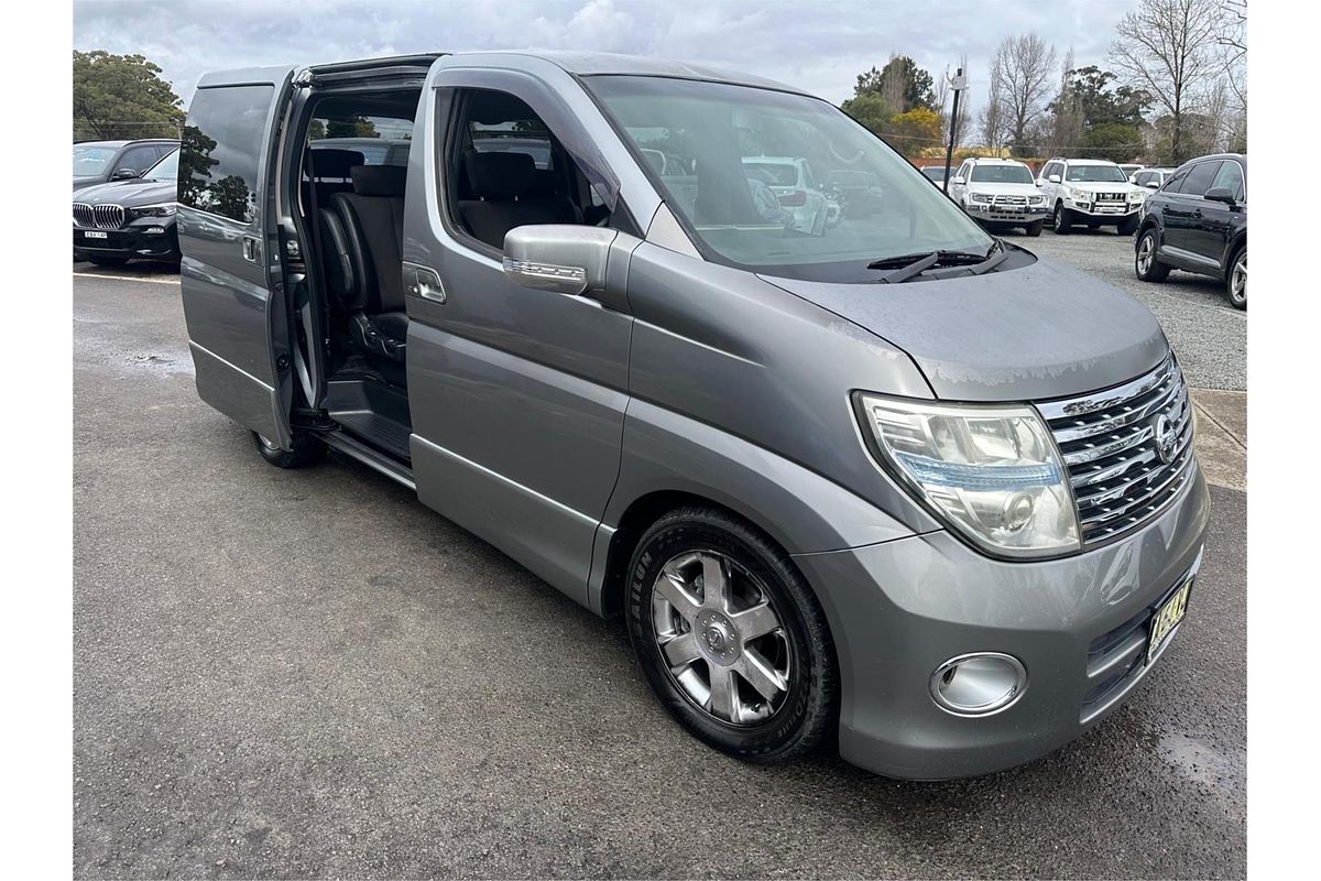 2005 Nissan Elgrand Highwaystar NE51