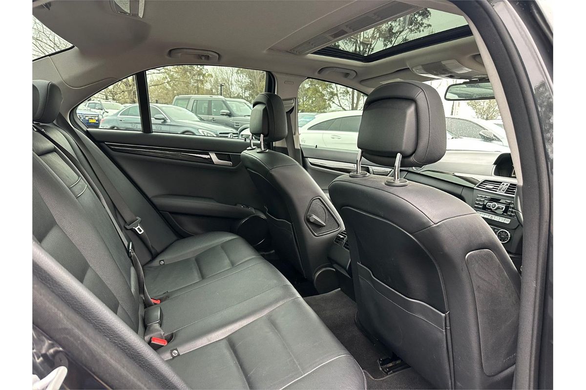 2012 Mercedes-Benz 250 CDI ELEGANCE BE W204 MY12