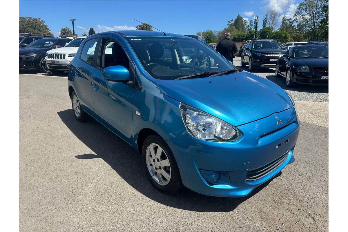 2014 Mitsubishi Mirage ES LA