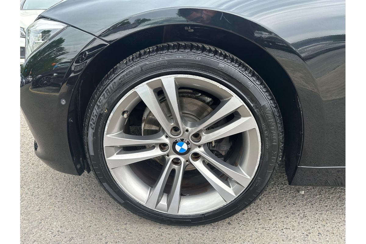 2017 BMW 3 18i SPORT LINE F30 LCI