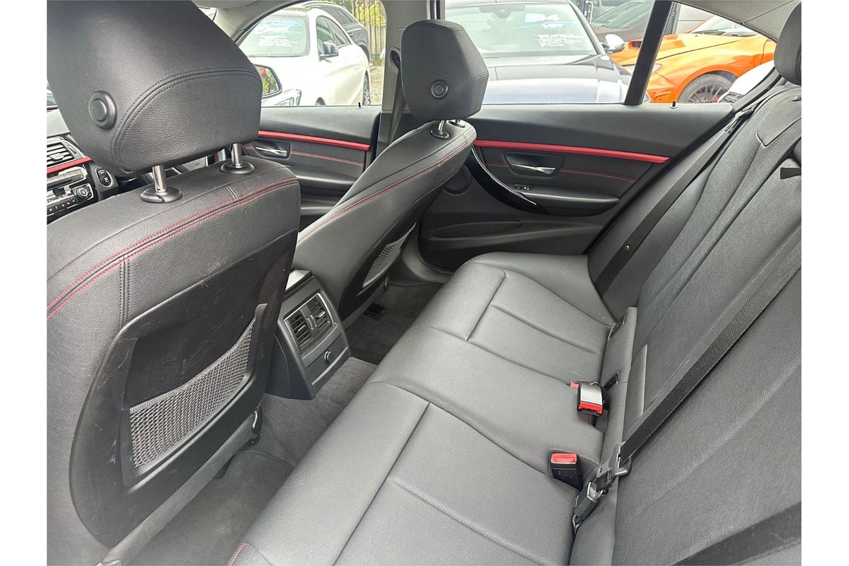 2017 BMW 3 18i SPORT LINE F30 LCI