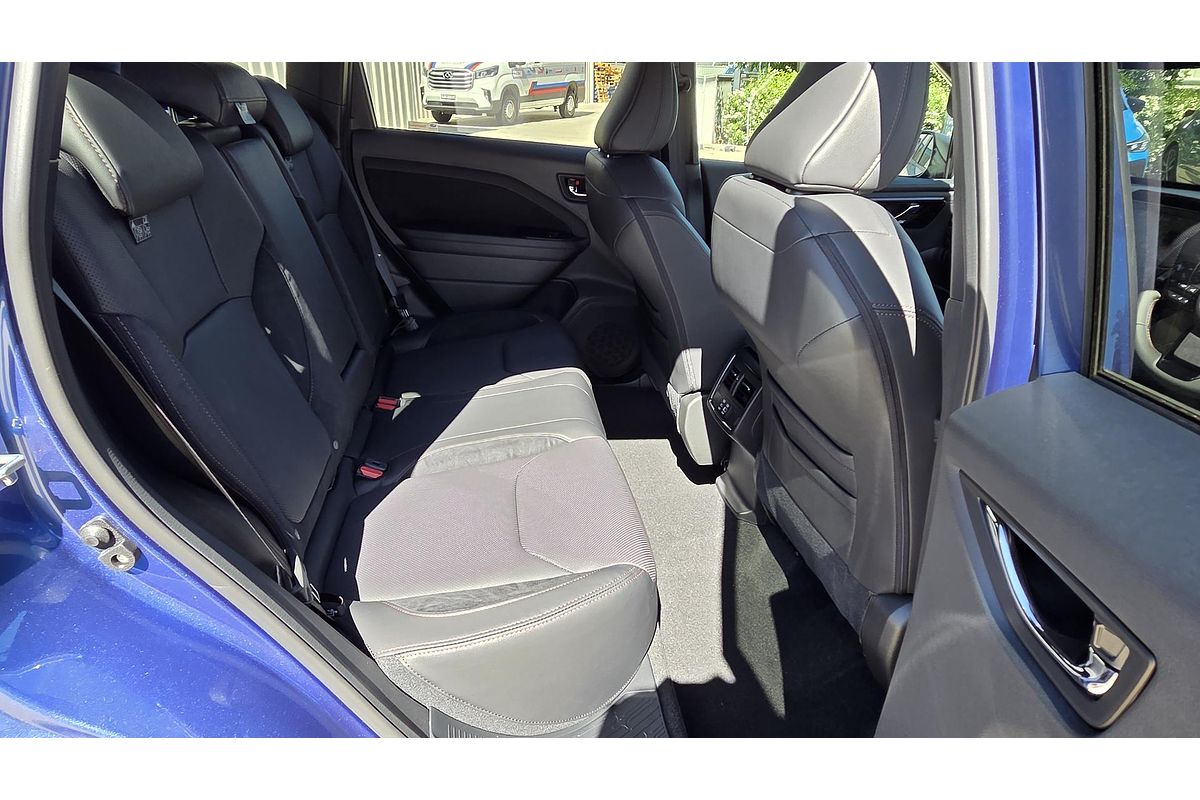 2025 Subaru Forester Hybrid Touring S6