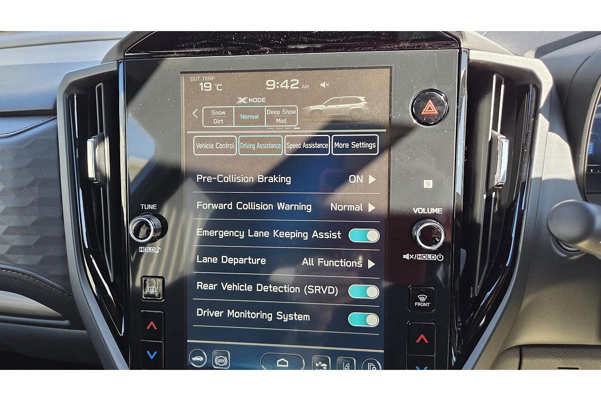 2025 Subaru Forester Hybrid Touring S6