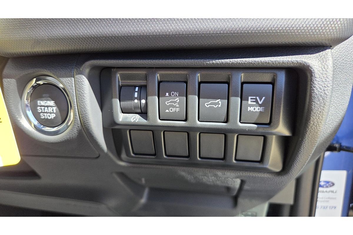 2025 Subaru Forester Hybrid Touring S6