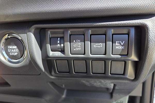 2025 Subaru Forester Hybrid Touring S6