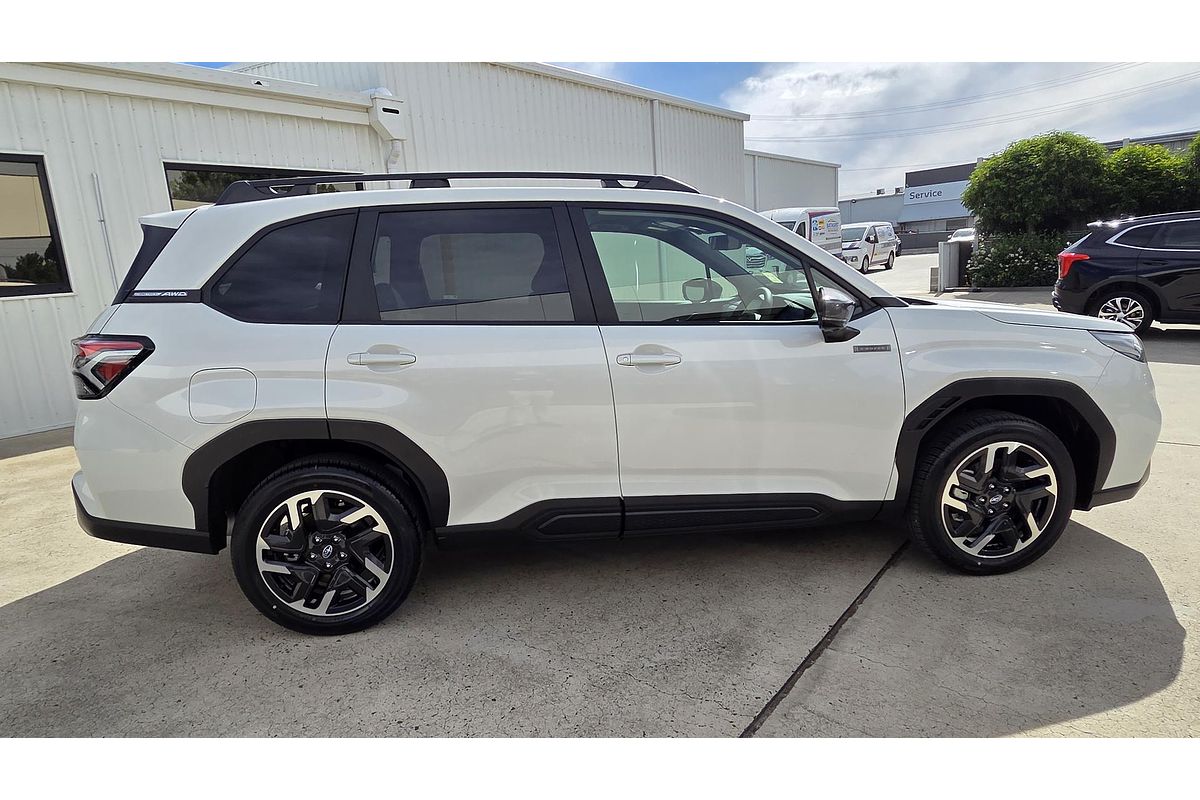 2025 Subaru Forester Hybrid S6