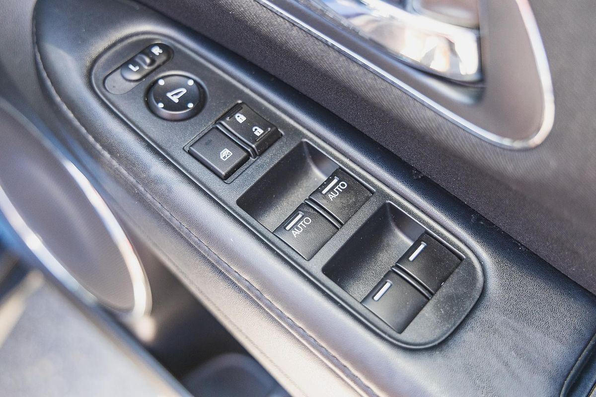 2015 Honda HR-V VTi-S