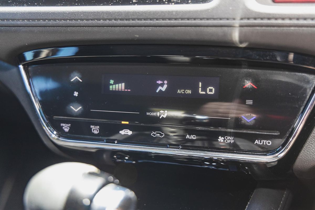 2015 Honda HR-V VTi-S