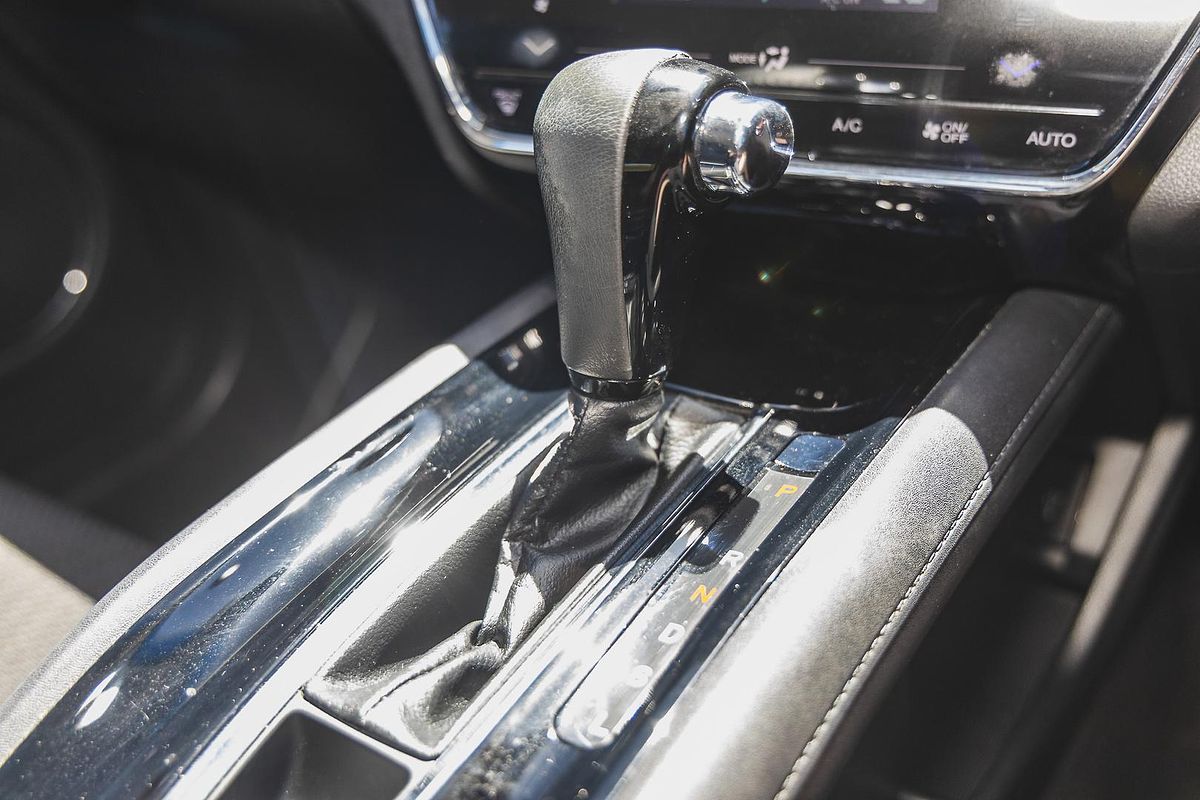 2015 Honda HR-V VTi-S