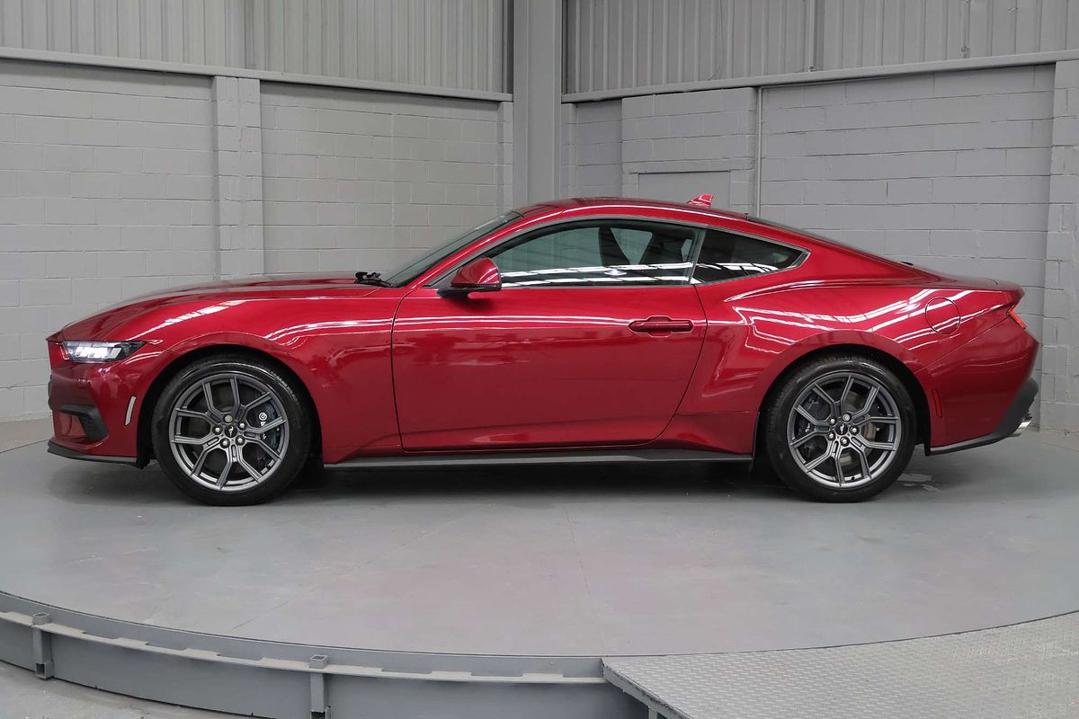 2025 Ford Mustang Ecoboost FO