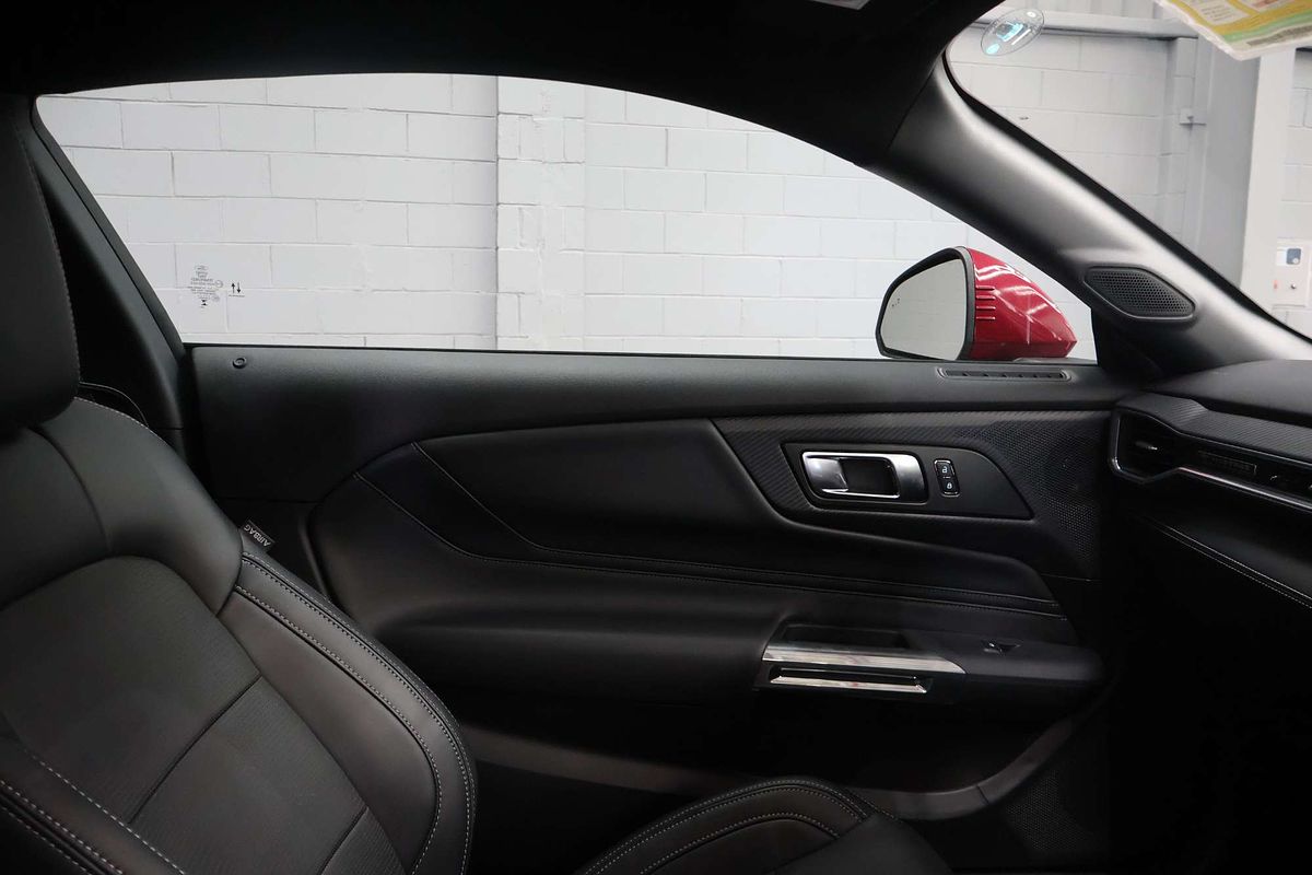 2025 Ford Mustang Ecoboost FO