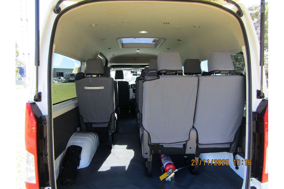 2022 Toyota Hiace Commuter GDH322R ELWB High Roof
