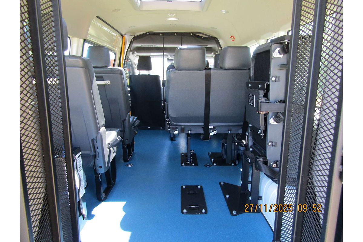 2023 Toyota Hiace Commuter GDH322R ELWB High Roof