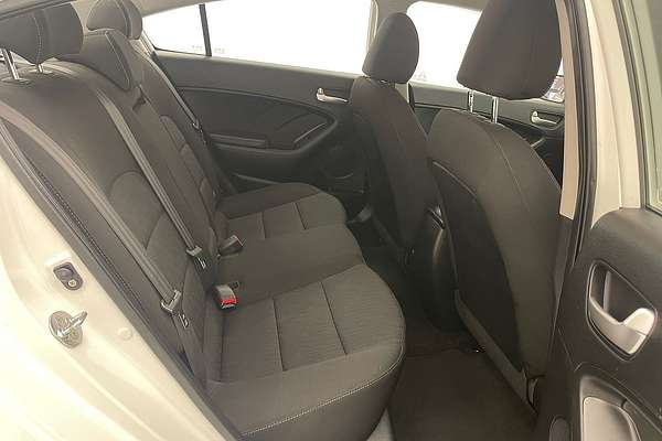 2015 Kia Cerato S YD