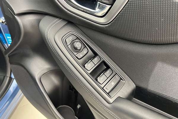 2023 Subaru Forester 2.5i S5 thumb-10