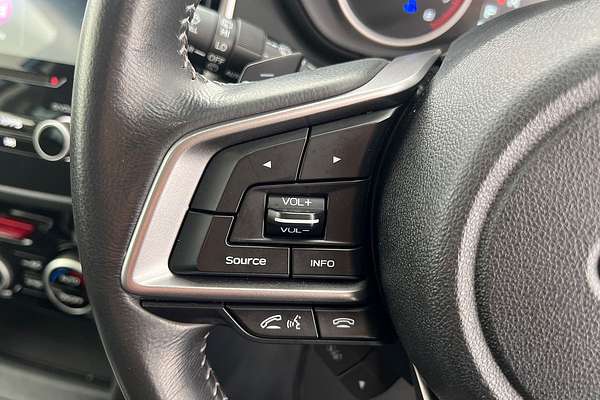 2023 Subaru Forester 2.5i S5 thumb-12