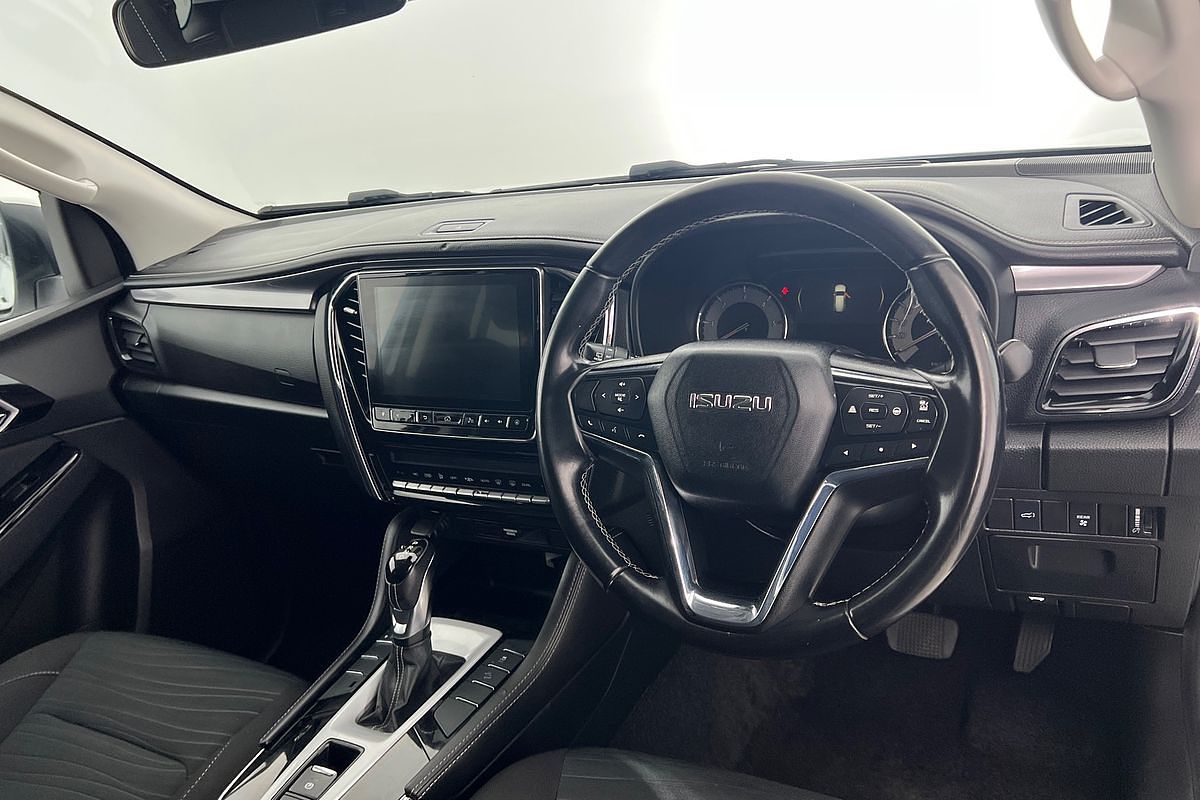 2021 Isuzu MU-X LS-U