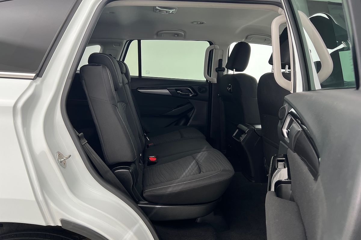 2021 Isuzu MU-X LS-U