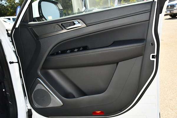 2025 KGM Rexton Advance Y461