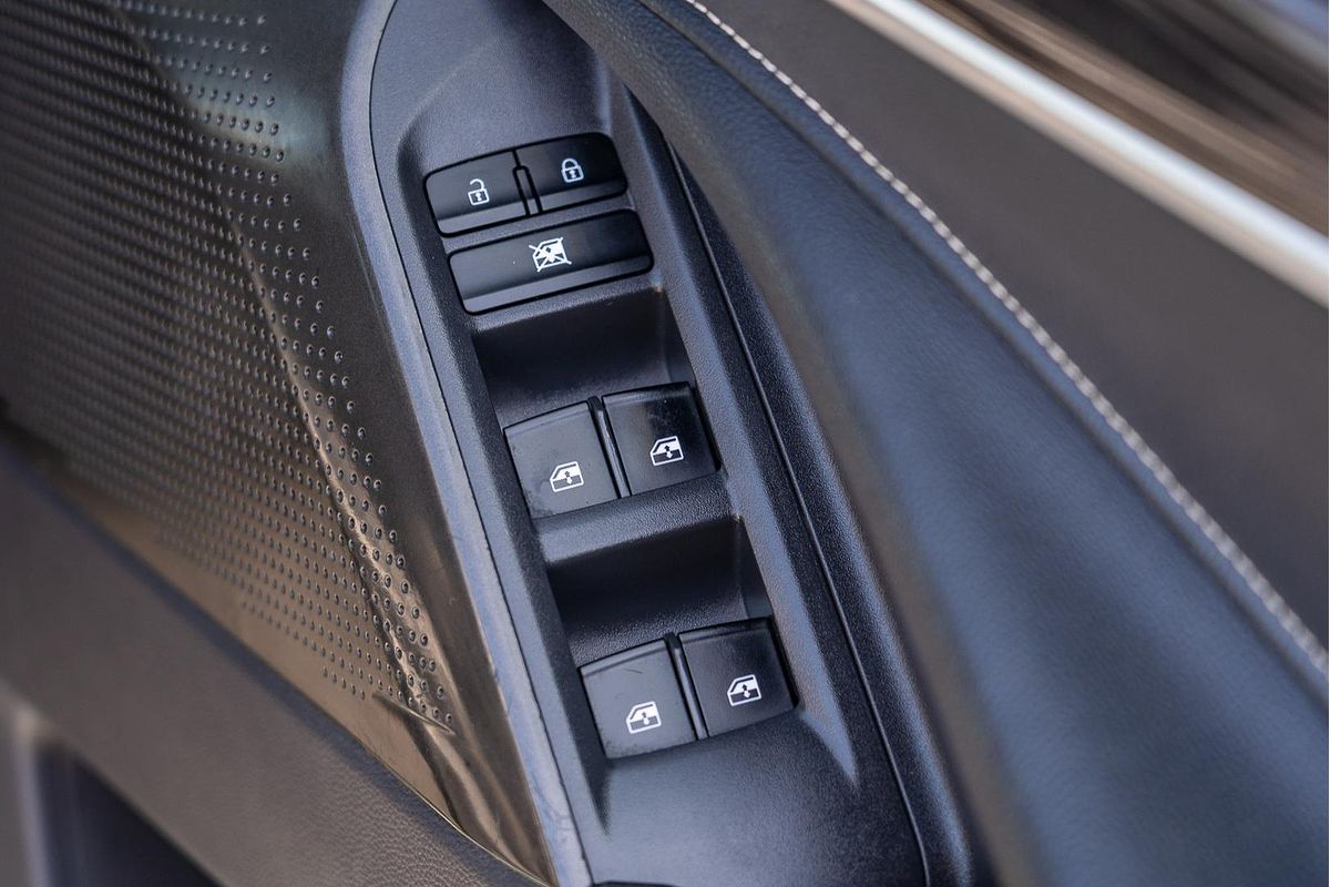 2022 LDV D90 Executive SV9A