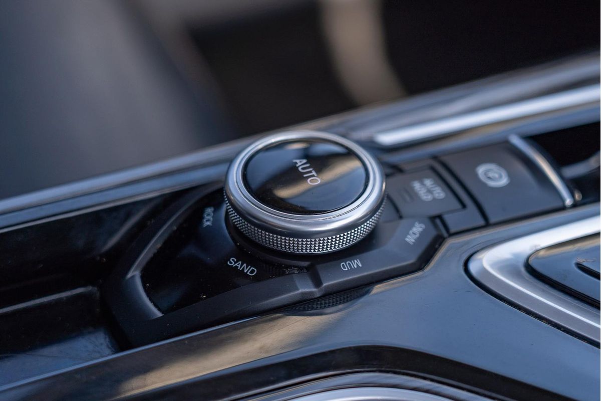 2022 LDV D90 Executive SV9A