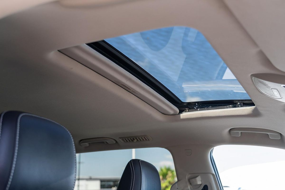 2022 LDV D90 Executive SV9A