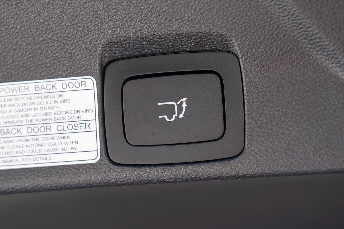 2022 LDV D90 Executive SV9A