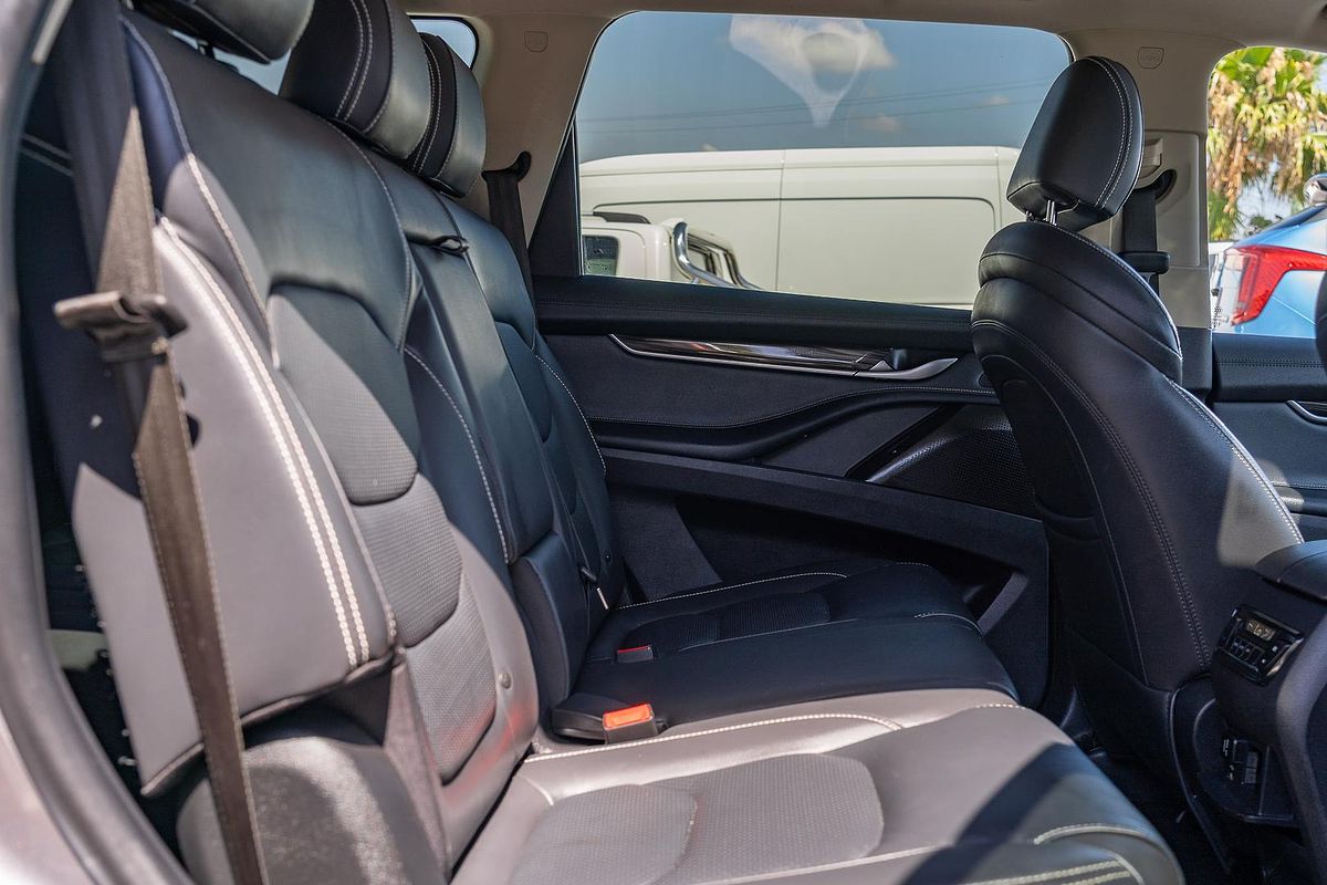 2022 LDV D90 Executive SV9A