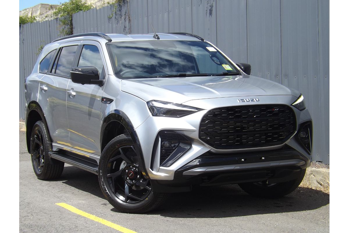 2025 Isuzu MU-X X-TERRAIN