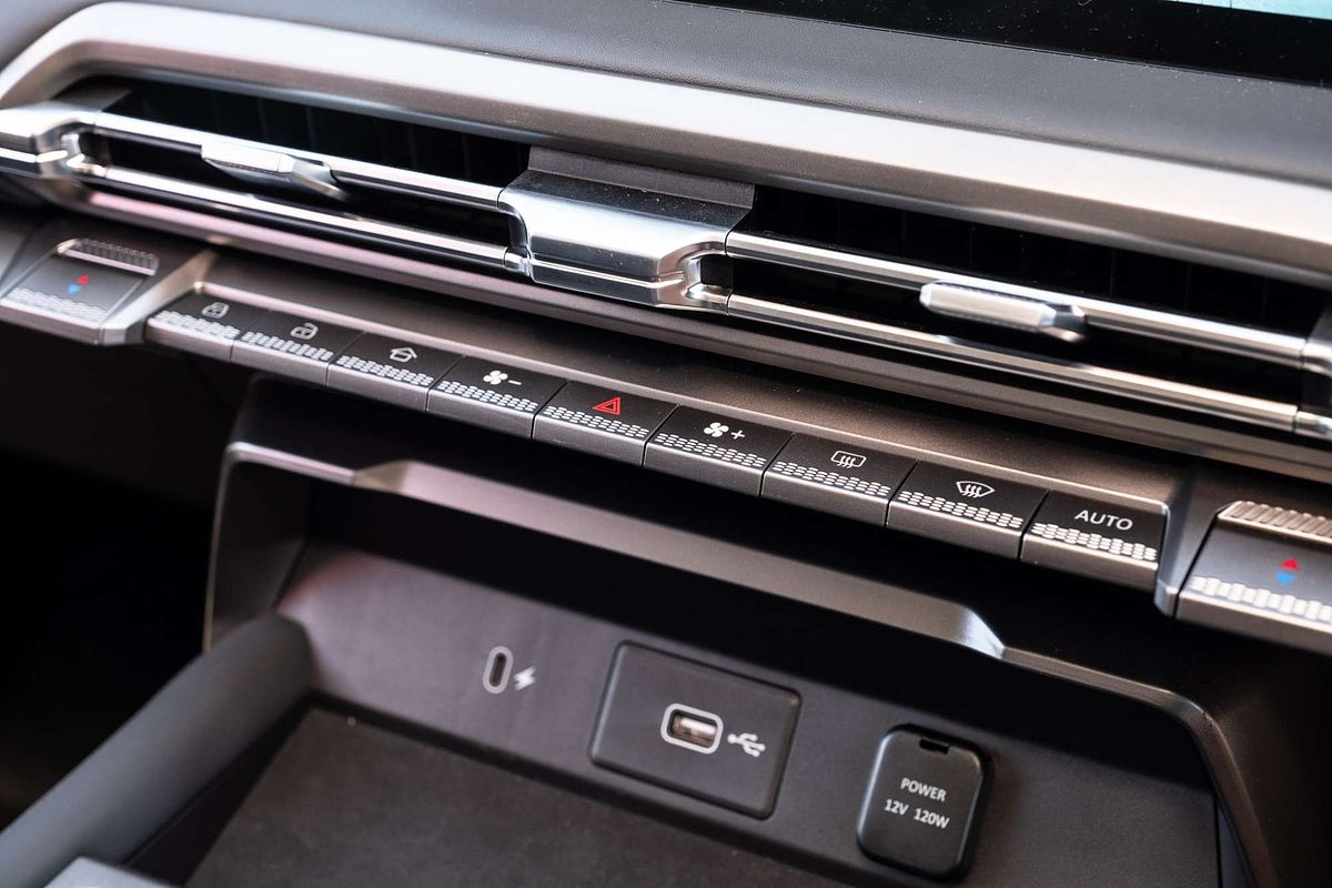 2025 MG MGU9 Explore EKK1C 4X4