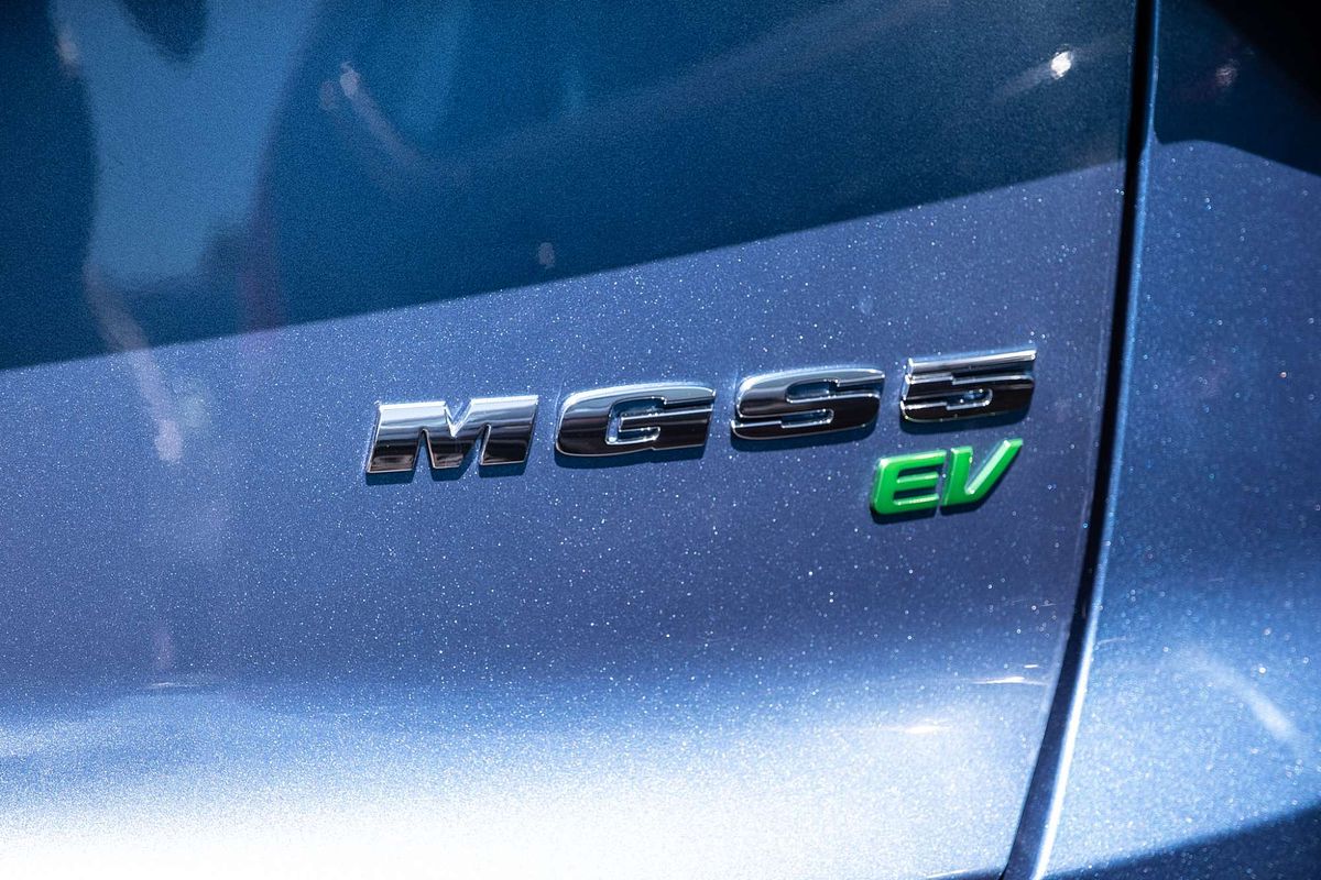 2025 MG MGS5 EV Essence 49 ZS3EM