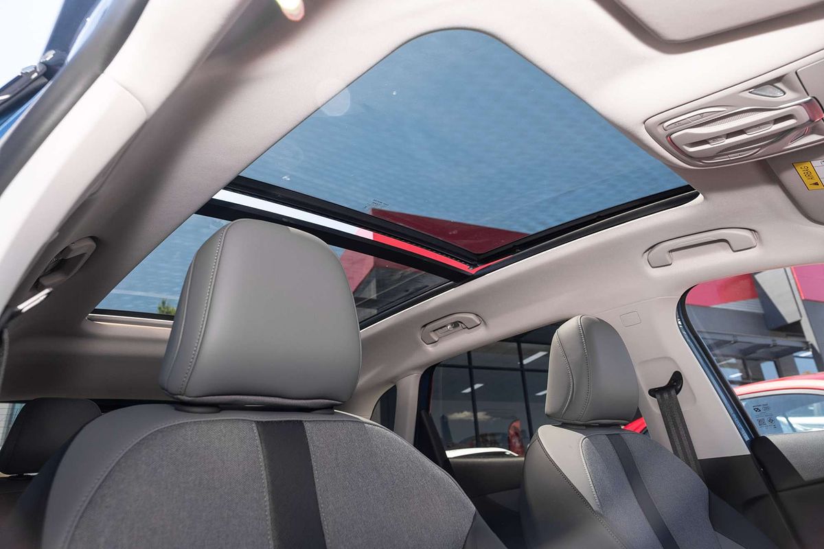 2025 MG MGS5 EV Essence 49 ZS3EM