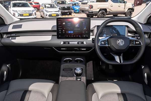 2025 MG MGS5 EV Essence 49 ZS3EM