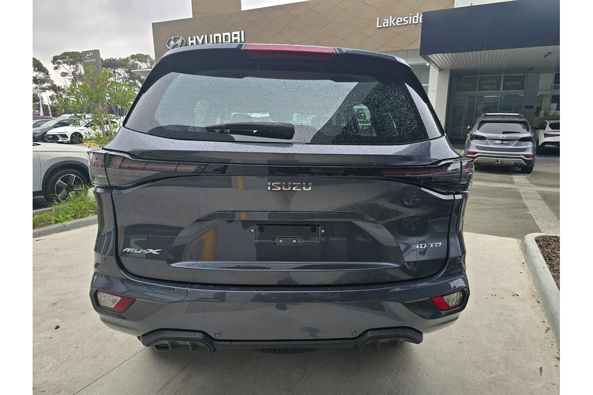 2025 Isuzu MU-X LS-M