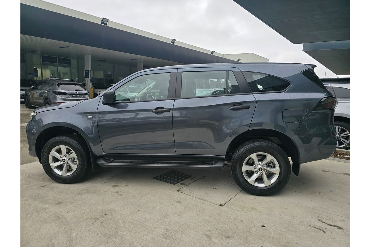 2025 Isuzu MU-X LS-M