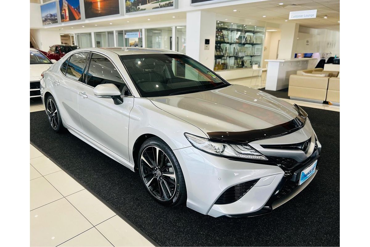 2018 Toyota Camry SX GSV70R